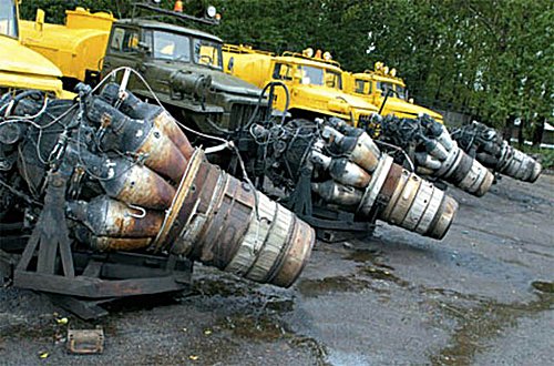 Naam: c59  USSR Sneeuwsmelters met Klimov engines.jpg
Bekeken: 755
Grootte: 80,9 KB