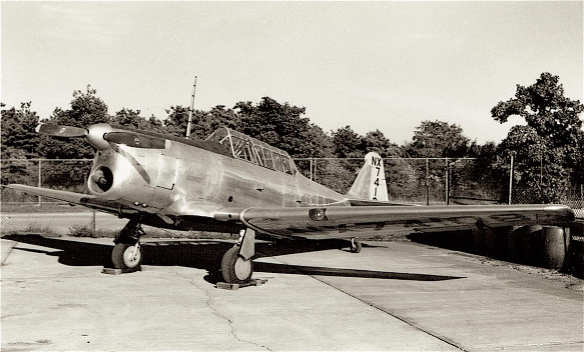 Naam: Foto 303. North American XAT-6E (1944), kopie.jpg
Bekeken: 591
Grootte: 129,4 KB