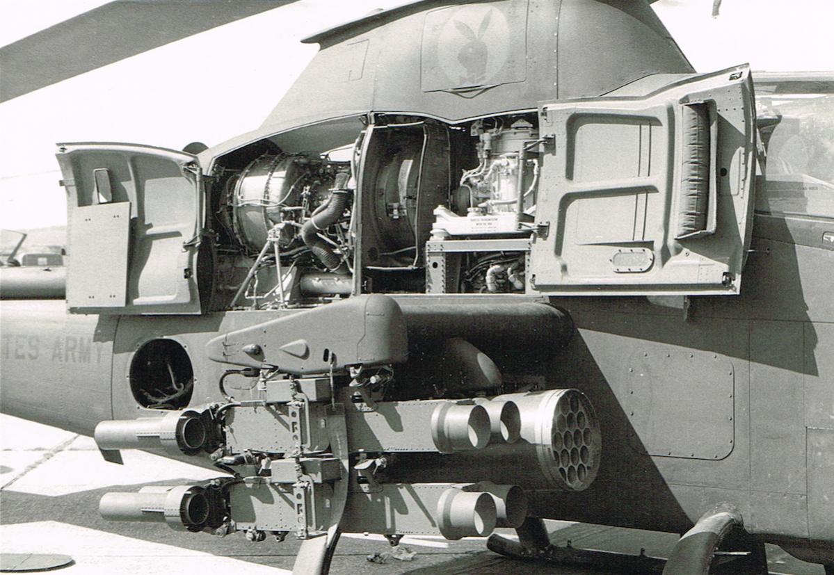 Naam: Foto 310. AH-1S Huey Cobra (68-151172) at Middle Wallop, 4 Aug 1977. US Army, kopie.jpg
Bekeken: 427
Grootte: 150,3 KB