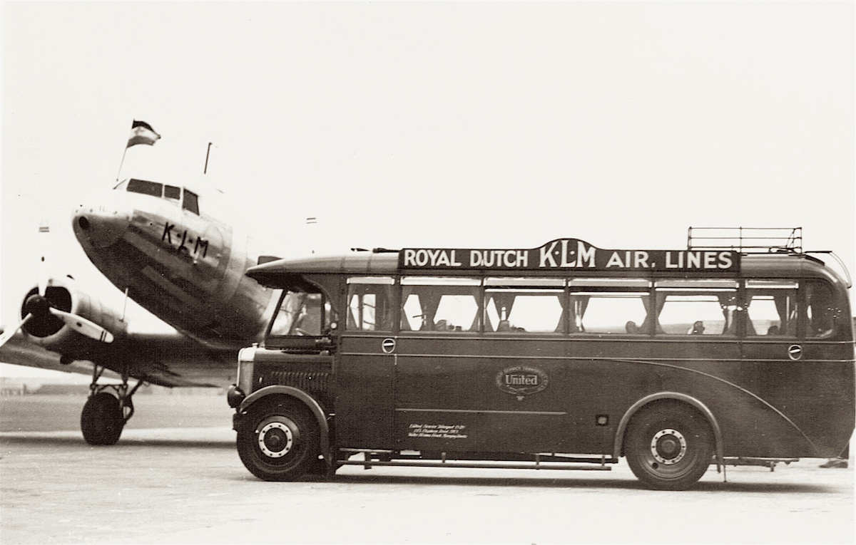 Naam: Foto 140. KLM bus, kopie.jpg
Bekeken: 1353
Grootte: 272,8 KB