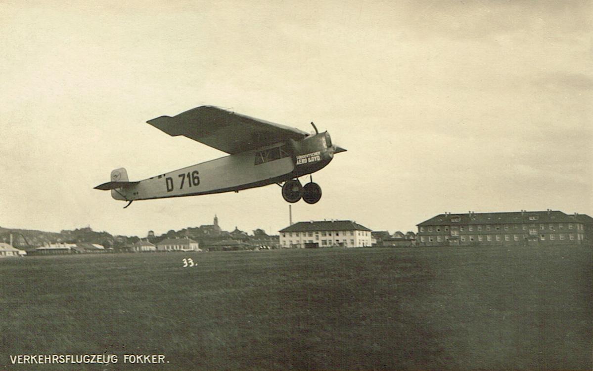 Naam: Foto 341. D-716. Fokker-Grulich F.III:F.III c. kopie.jpg
Bekeken: 904
Grootte: 93,6 KB