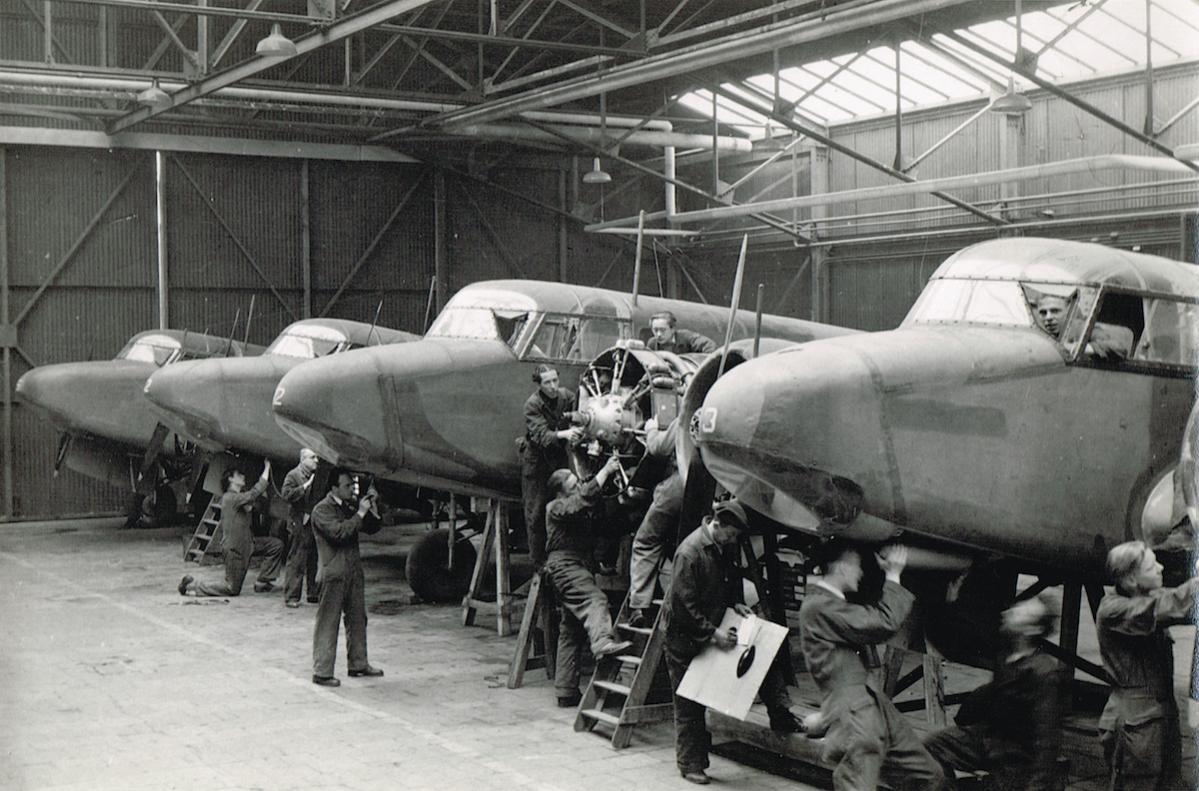 Naam: Foto 6. Fokker fabriek, werk aan Oxfords, kopie.jpg
Bekeken: 1292
Grootte: 141,7 KB
