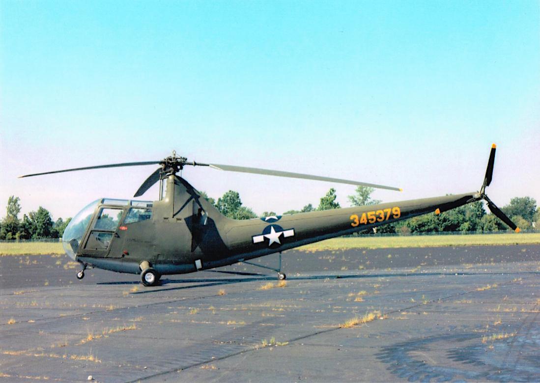 Naam: Foto 562. Sikorsky R-6A (43-45379 : 345379). Nash-Kelvinator built. (US Navy HOS-1, Royal Navy %.jpg
Bekeken: 379
Grootte: 87,7 KB