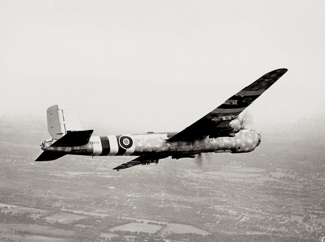 Naam: Foto 479. Heinkel He-177 Engelse Beute, kopie 1100.jpg
Bekeken: 609
Grootte: 79,1 KB