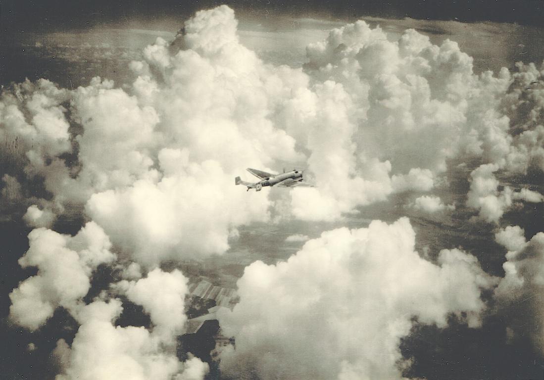 Naam: Foto 490. Junkers Ju-86 boven wolken.jpg
Bekeken: 908
Grootte: 85,3 KB