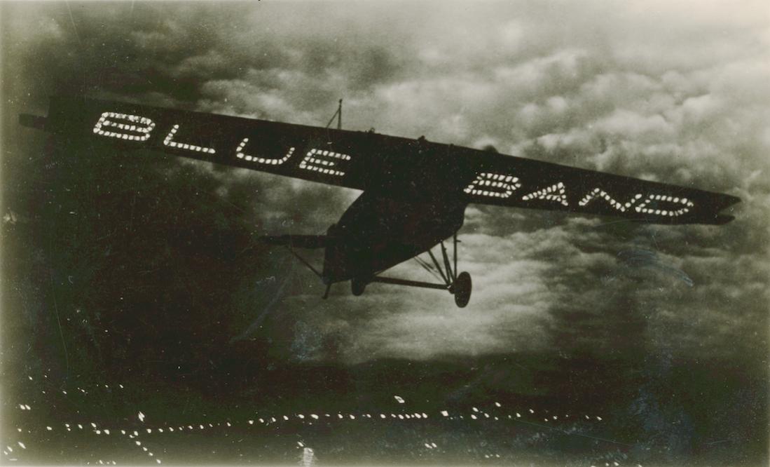 Naam: Foto 208. Fokker met lichtreclame. 1100 breed.jpg
Bekeken: 1157
Grootte: 74,3 KB