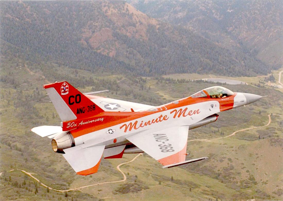 Naam: Foto 689. Fighting Falcon van de 140th Wing Colorado Air National Guard. Beschildering ter vieri.jpg
Bekeken: 795
Grootte: 116,5 KB