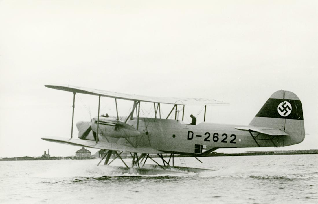Naam: Foto 451. D-2622 (D-AKIV). Heinkel He 59 B. Werknr. 442. 1100 breed.jpg
Bekeken: 1740
Grootte: 58,6 KB