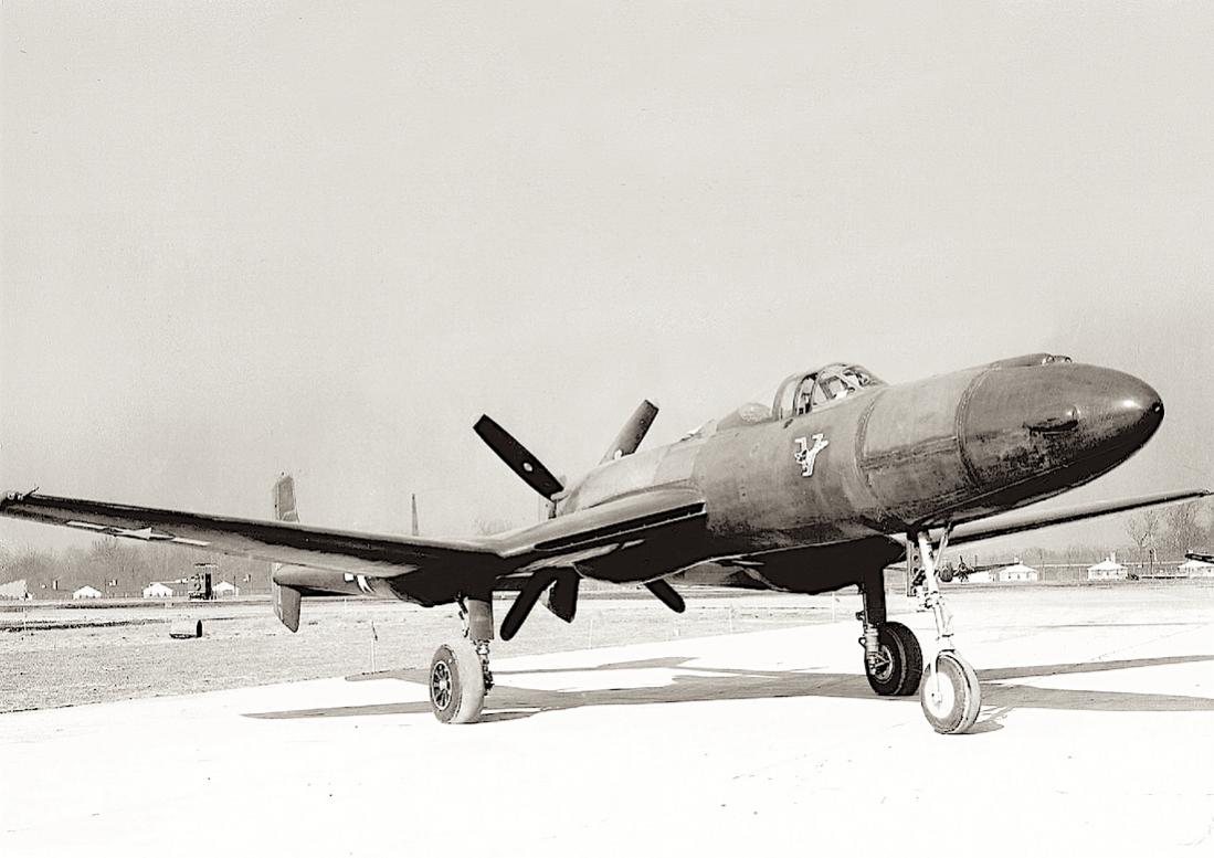 Naam: Foto 736. Vultee XP-54. 1100 breed.jpg
Bekeken: 1240
Grootte: 82,7 KB