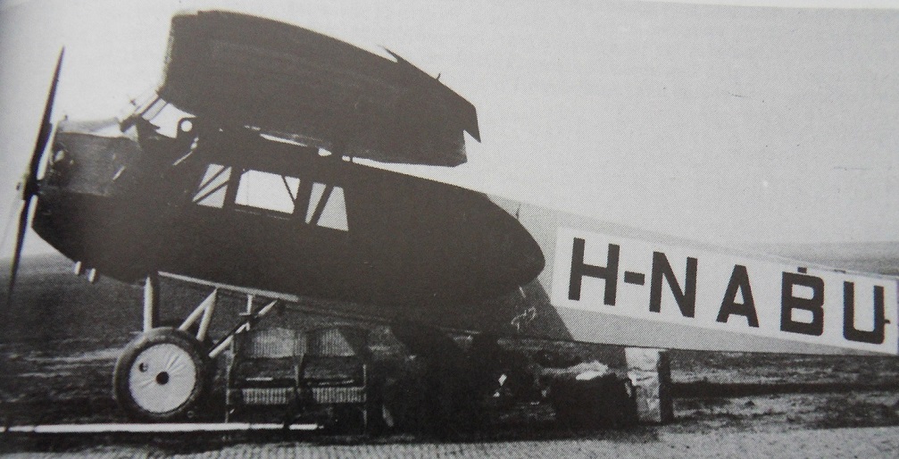 Naam: Fokker F.III  H-NABU.jpg
Bekeken: 1456
Grootte: 316,6 KB