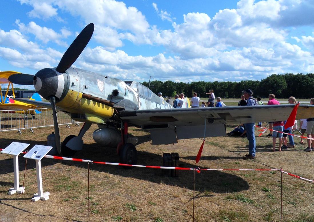 Naam: Bf109G5 op Seppe 1sep2019 (3).jpg
Bekeken: 1569
Grootte: 150,7 KB