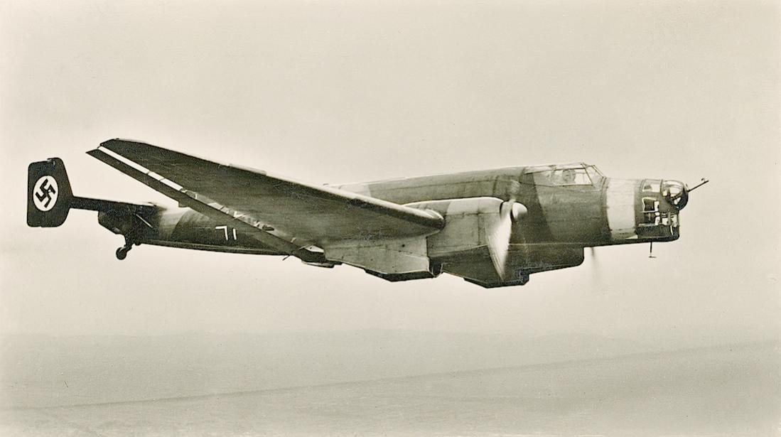 Naam: Foto 580. Junkers Ju-86. 1100 breed.jpg
Bekeken: 519
Grootte: 54,1 KB
