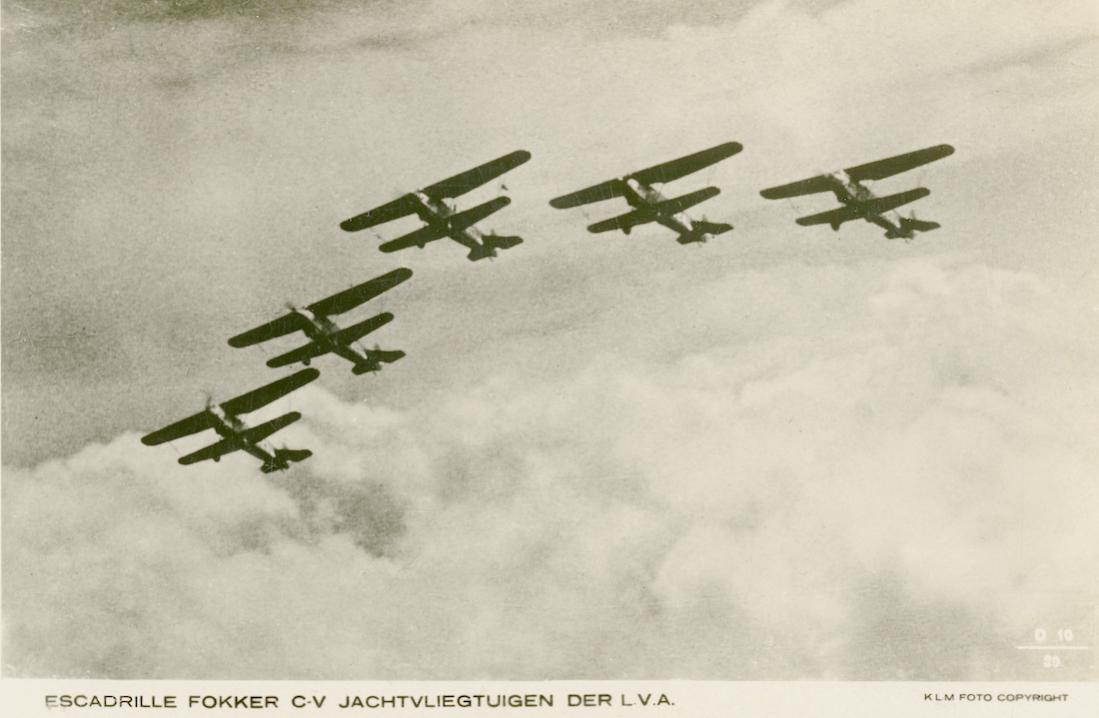 Naam: Kaart 850. Escadrille Fokker C.V jachtvliegtuigen der L.V.A. 1100 breed.jpg
Bekeken: 717
Grootte: 69,3 KB