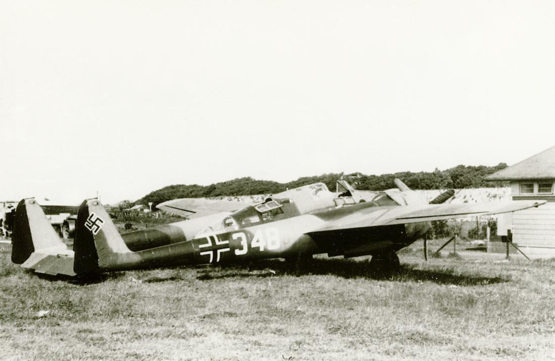 Naam: Foto 587. '348'. G-1 Luftwaffe op Ockenburg. 1100 breed.jpg
Bekeken: 504
Grootte: 84,4 KB
