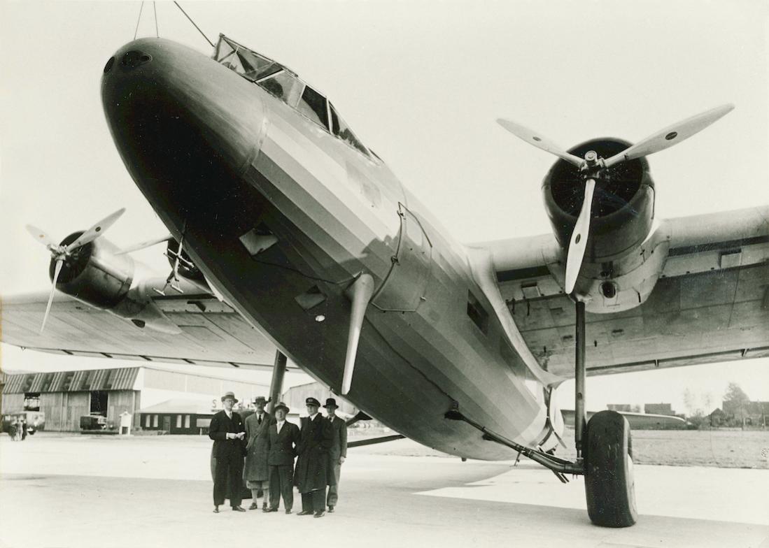 Naam: Foto 398. Fokker F.XXXVI. 1100 breed.jpg
Bekeken: 585
Grootte: 86,7 KB