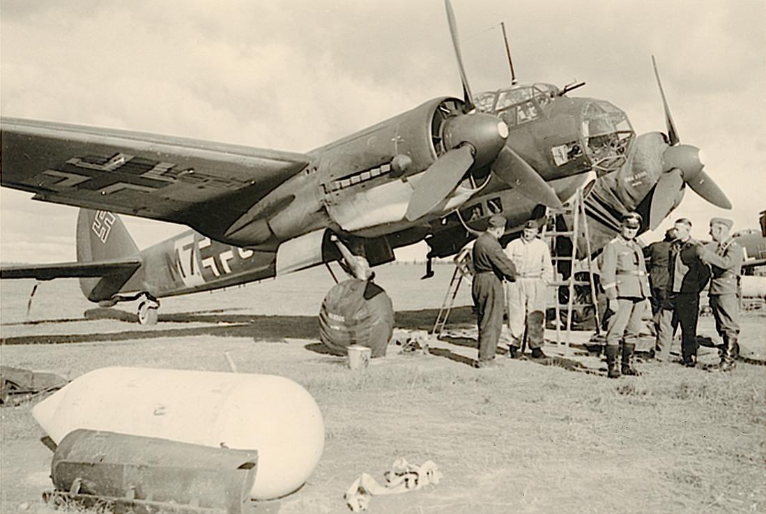 Naam: Foto 611. M7+??. Junkers Ju-88. 1100 breed.jpg
Bekeken: 427
Grootte: 110,3 KB