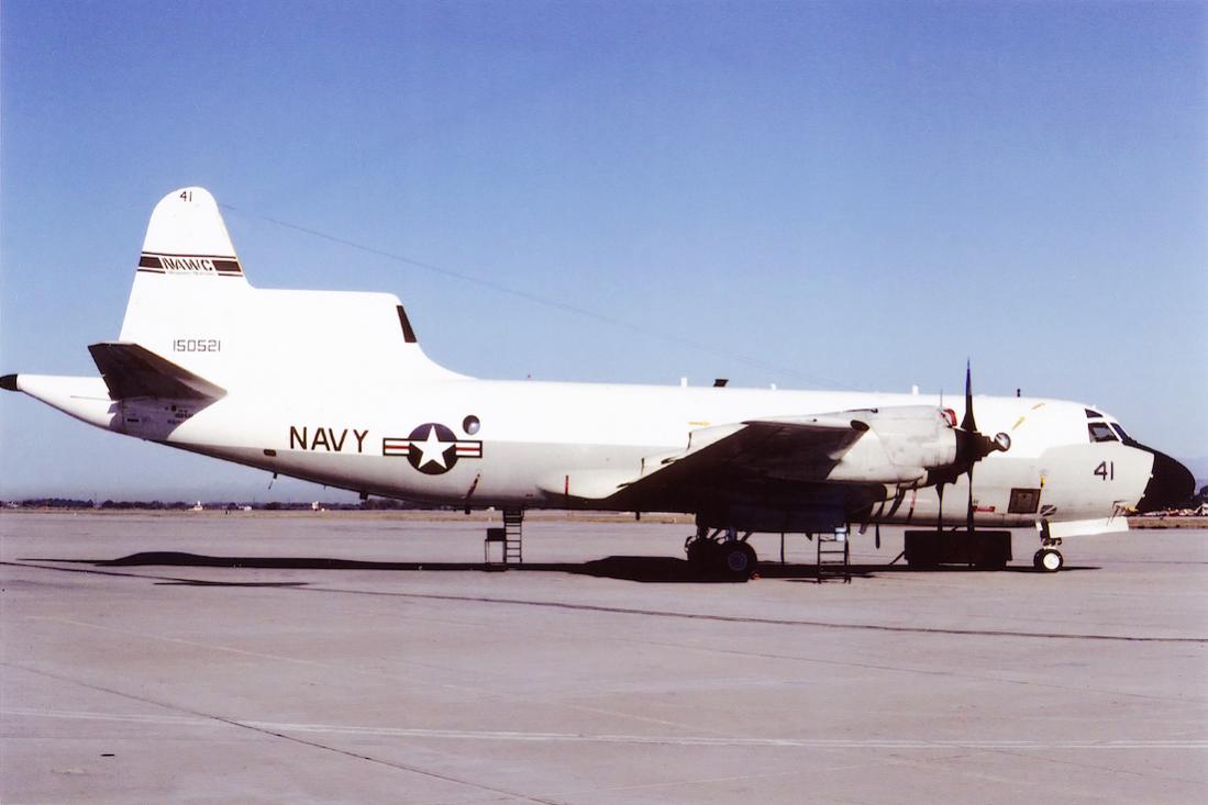 Naam: Foto 875. 150521. Lockheed P-3A-30-LO Orion (MSN 185-5047). Redesignated NP-3D. US Navy NAWC (19.jpg
Bekeken: 169
Grootte: 63,4 KB