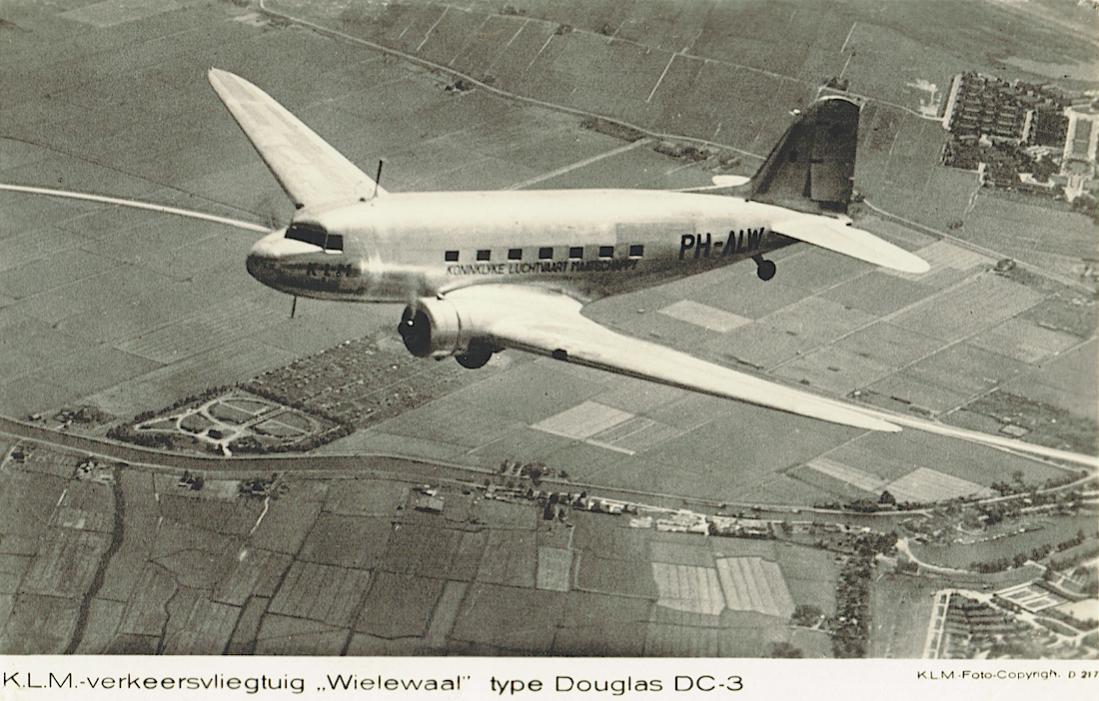 Naam: Kaart 903. PH-ALW 'Wielewaal'. Douglas DC-3. 1100 breed.jpg
Bekeken: 258
Grootte: 126,4 KB