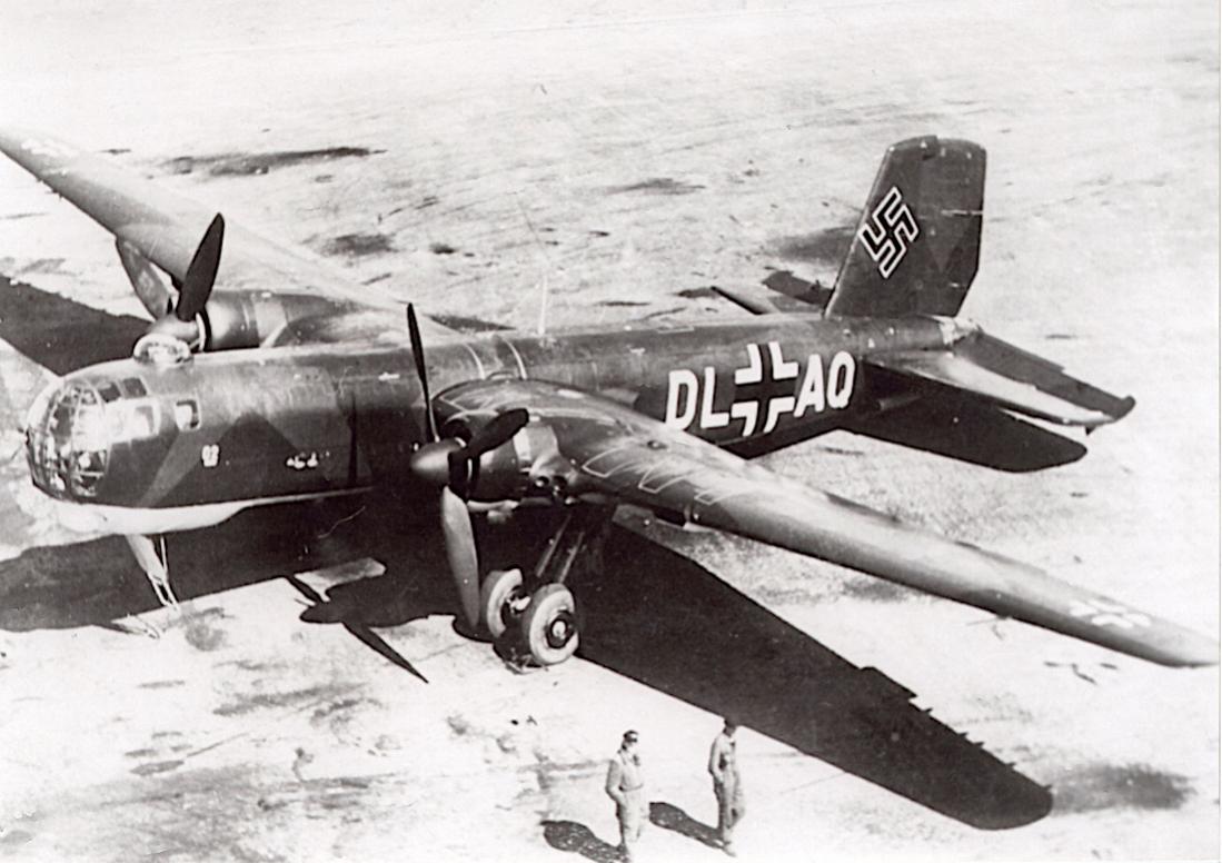 Naam: Foto 654. DL+AQ. Heinkel He 177 A-02. WNr. 17. E.Stelle Rechlin. 1100 breed.jpg
Bekeken: 173
Grootte: 100,3 KB