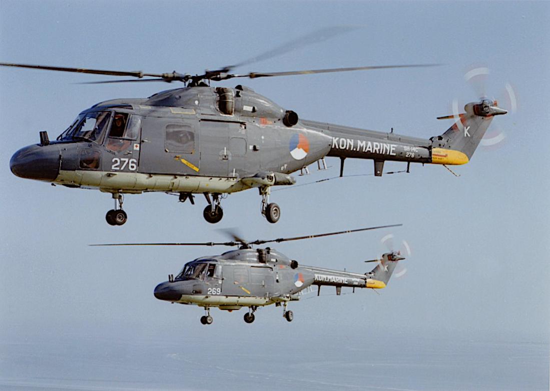Naam: #459. 276 (SH-14C) en 269 (SH-14B). Westland Lynx. Beide in 1995 verbouwd tot SH-14D. 1100 breed.jpg
Bekeken: 135
Grootte: 74,4 KB