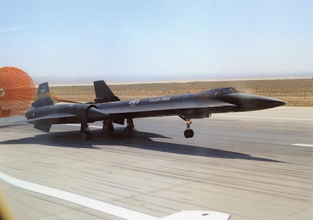 Naam: Foto 919. 60-6935 (MSN 1002). Lockheed YF-12A. Last operational flight 10:31:79. 1100 breed.jpg
Bekeken: 39
Grootte: 72,4 KB