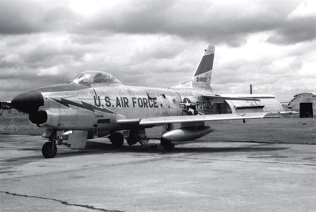 Naam: Foto 937. North American F-86D Sabre. 1100 breed.jpeg
Bekeken: 99
Grootte: 266,6 KB