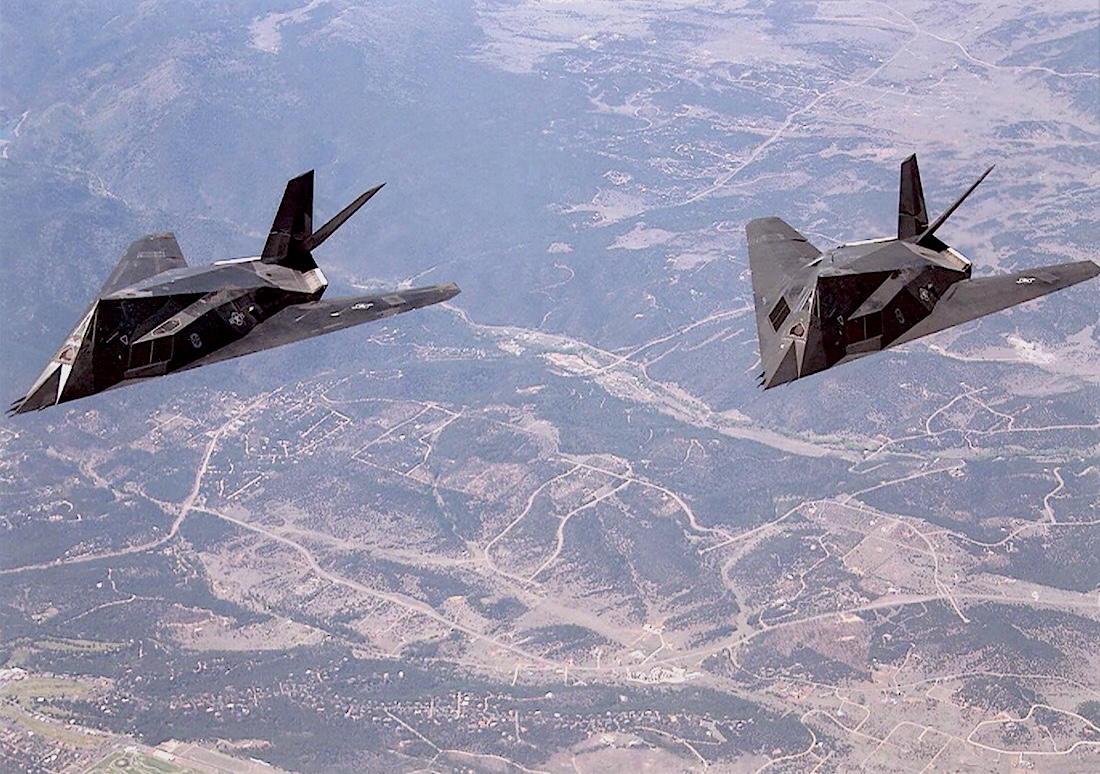 Naam: Foto 941.  Lockheed Martin F-117A Nighthawk. 1100 breed.jpeg
Bekeken: 99
Grootte: 405,6 KB